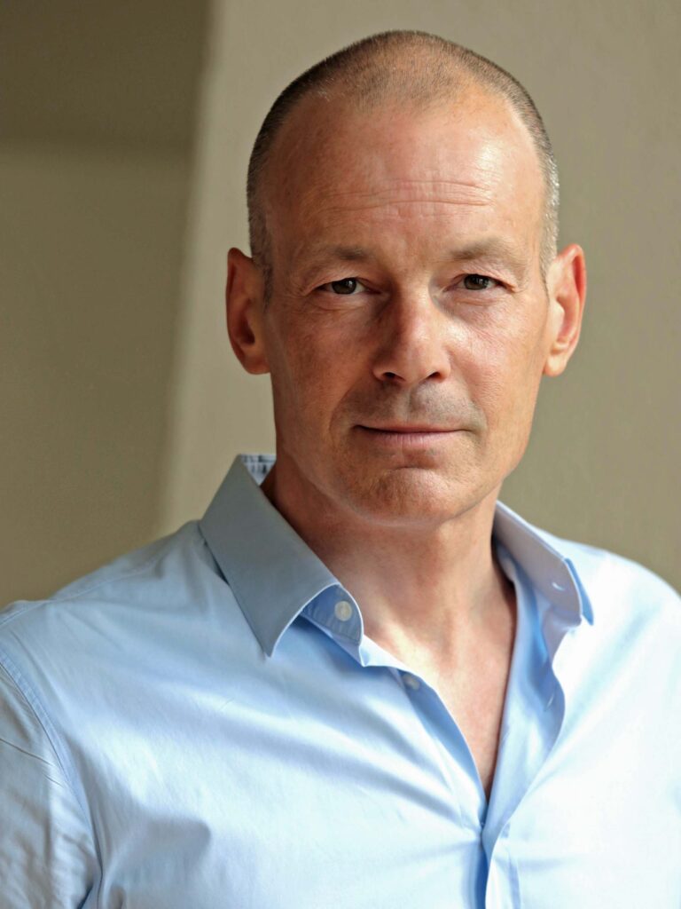 guido-lenz-unternehmensberatung_1 Porträtfoto von Guido Lenz, Unternehmensberater für Vertrieb, Business Development und Wandel.